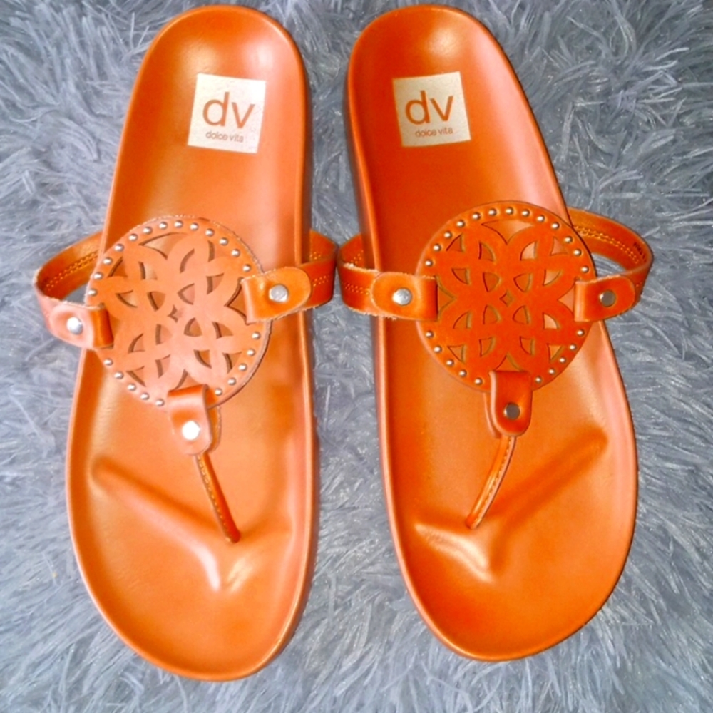 Dolce Vita Flip Flops Sandals for Women